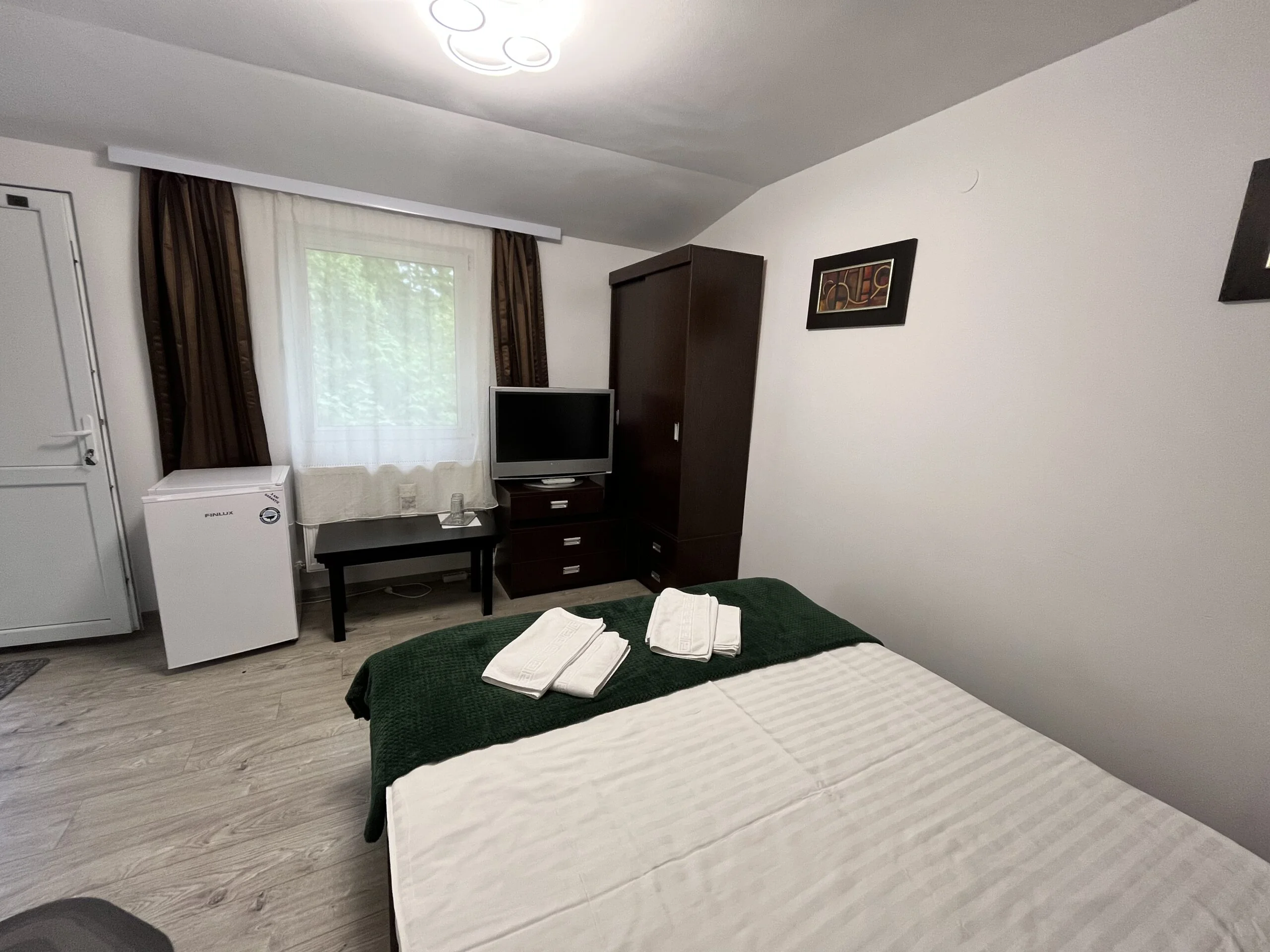 Camera 4 - Camera Dubla Standard Cazare Sinaia