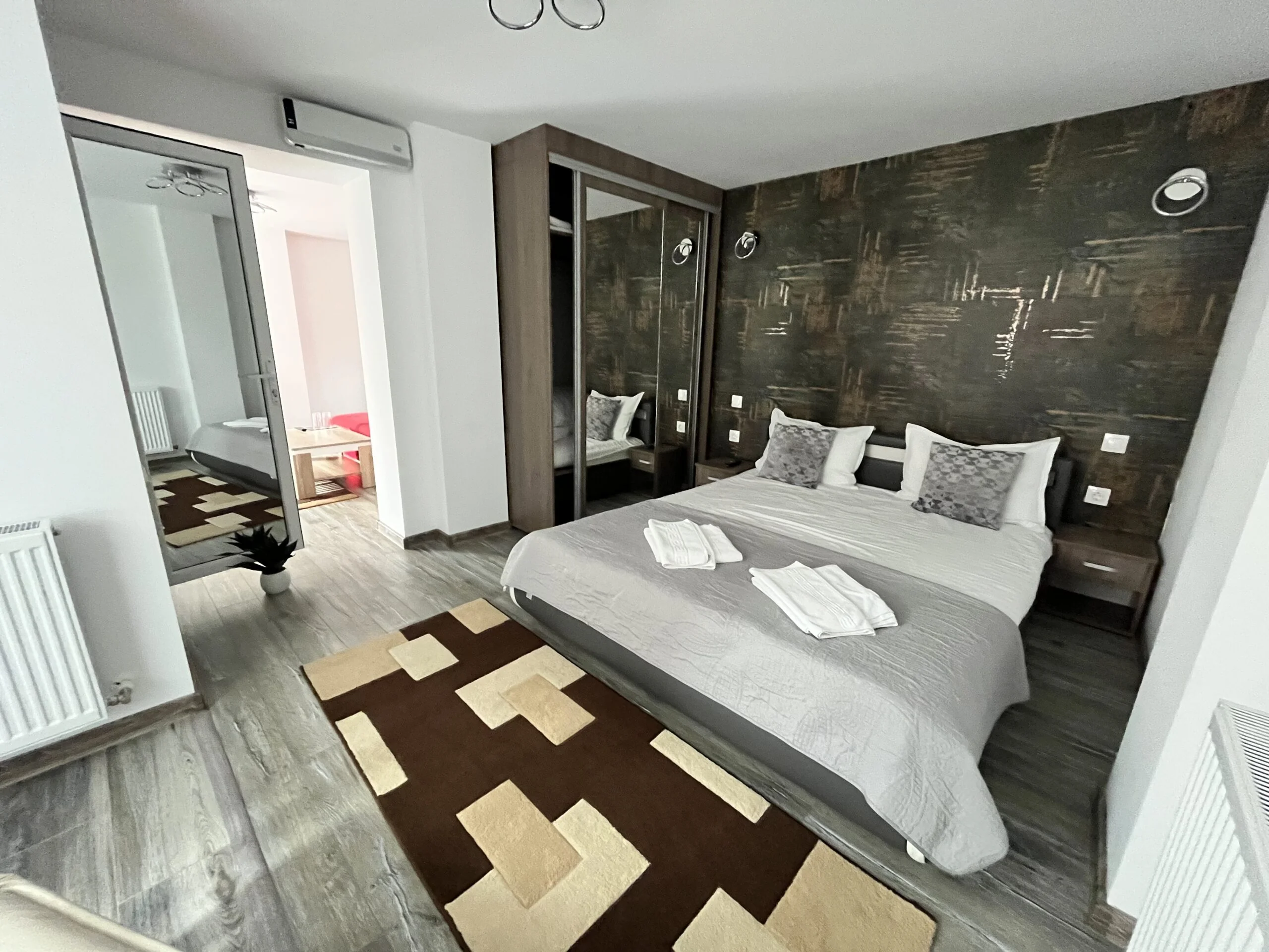 Camera 8 - Studio Cazare Sinaia